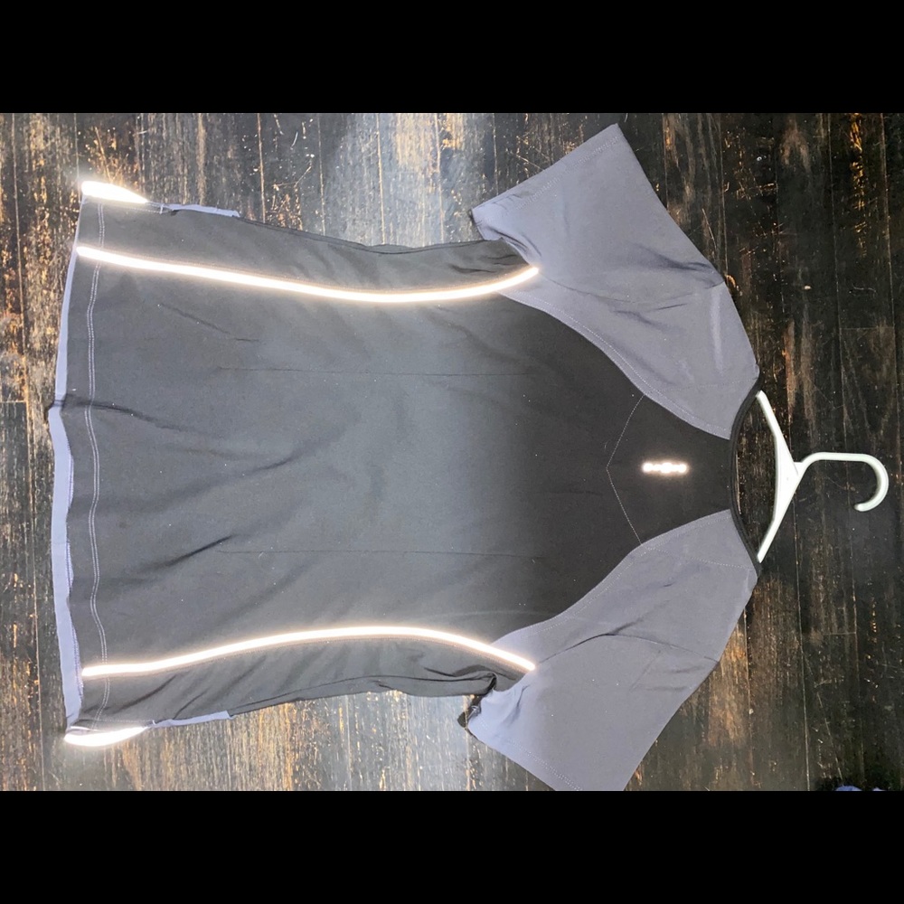 Scrub Top - Picture 2 of 2